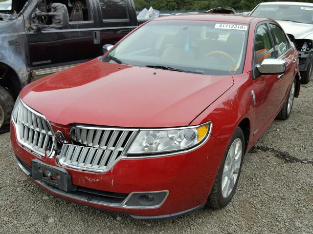 3LNDL2L39CR824332 - 2012 LINCOLN MKZ HYBRID RED photo 2