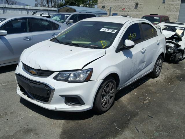 1G1JB5SG2H4124418 - 2017 CHEVROLET SONIC LS 白色 照片 2