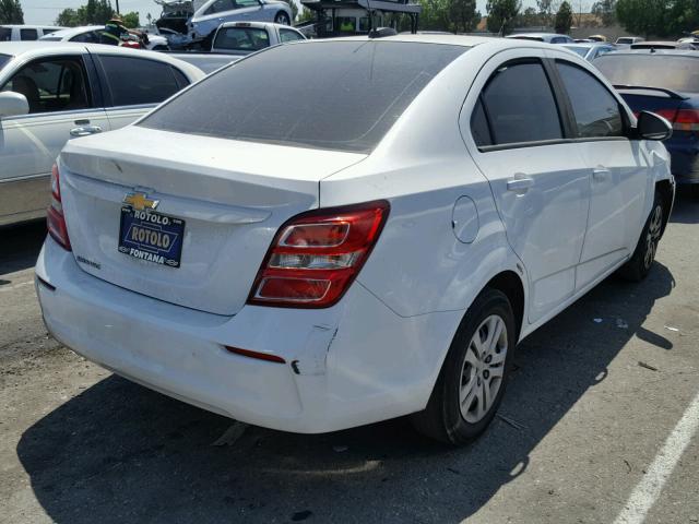 1G1JB5SG2H4124418 - 2017 CHEVROLET SONIC LS 白色 照片 4