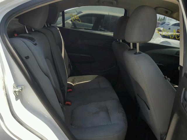 1G1JB5SG2H4124418 - 2017 CHEVROLET SONIC LS 白色 照片 6