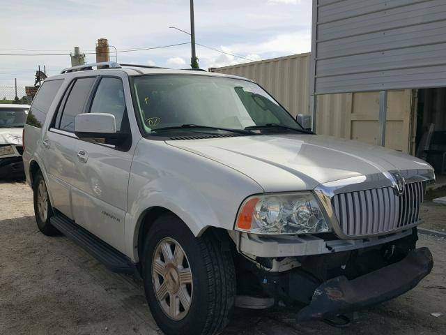 5LMFU275X6LJ28032 - 2006 LINCOLN NAVIGATOR ბეჟი ფოტო 1