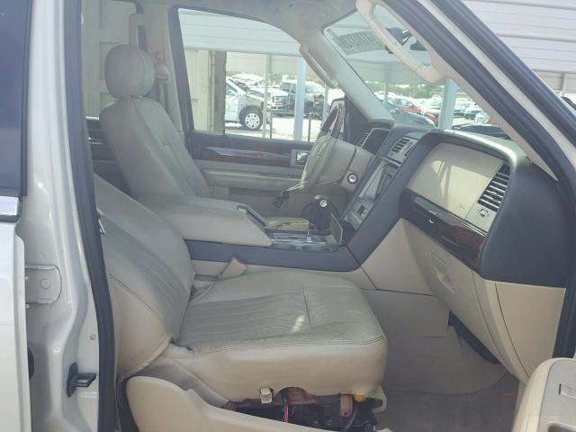 5LMFU275X6LJ28032 - 2006 LINCOLN NAVIGATOR ბეჟი ფოტო 5