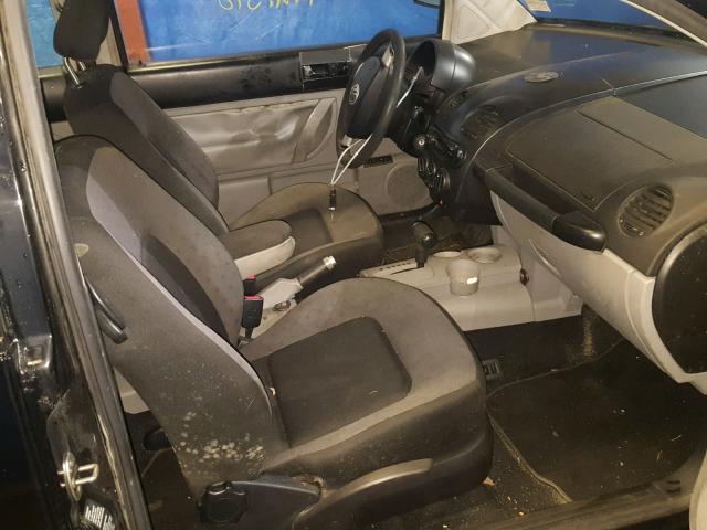 3VWCF21C7YM487400 - 2000 VOLKSWAGEN NEW BEETLE შავი ფოტო 5