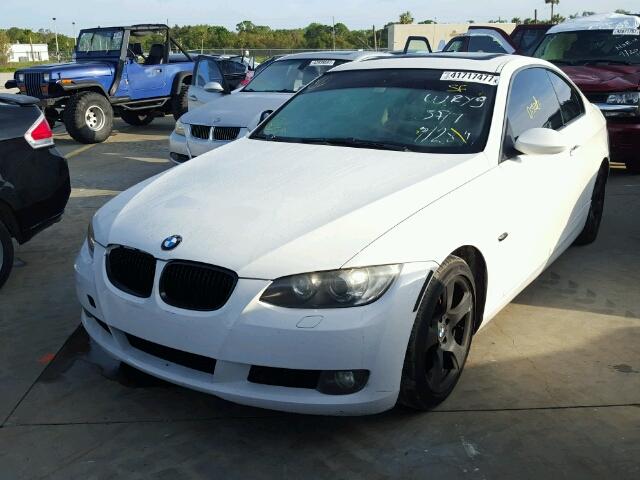 WBAWB33538PU88809 - 2008 BMW 328 WHITE photo 2