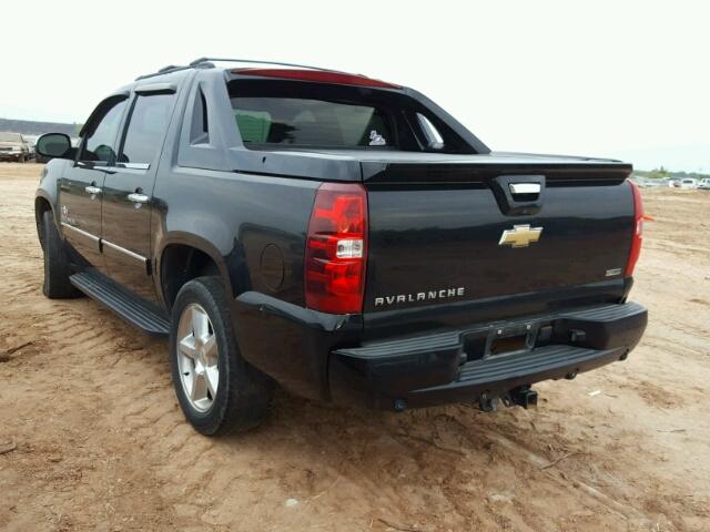 3GNMCEE04BG303450 - 2011 CHEVROLET AVALANCHE BLACK photo 3