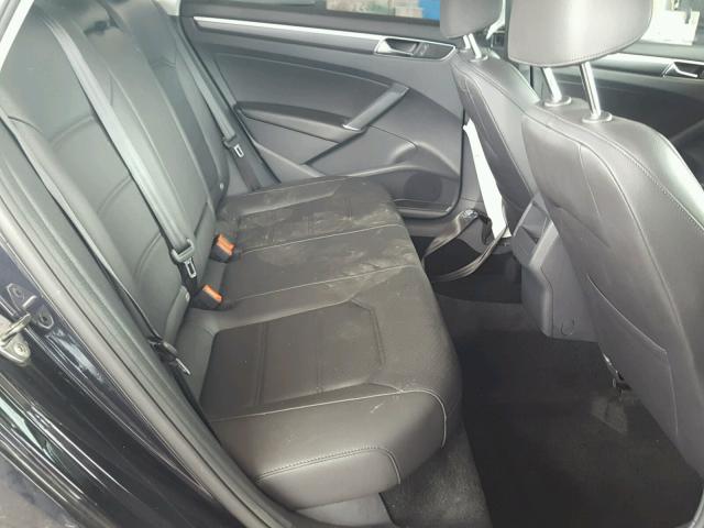 1VWDT7A33HC055429 - 2017 VOLKSWAGEN PASSAT R-L BLACK photo 6