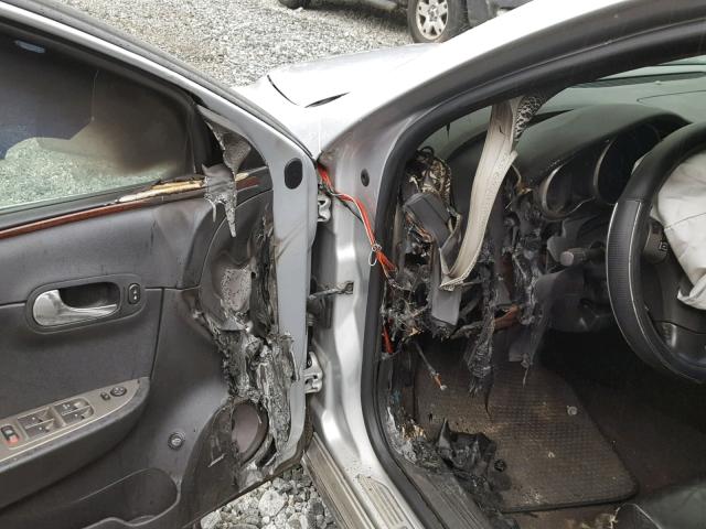 1G1ZE5EU5CF158409 - 2012 CHEVROLET MALIBU LTZ 银色 照片 9