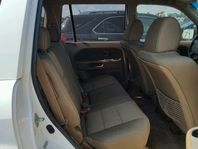 5FNYF28157B039043 - 2007 HONDA PILOT LX WHITE photo 6