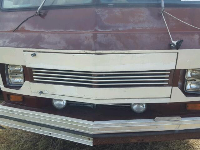 1GBJP37W1C3317501 - 1982 CHEVROLET P30 TAN photo 7