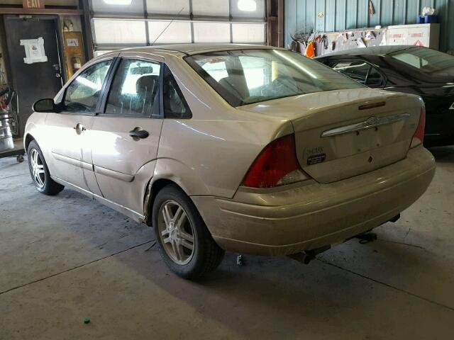 1FAFP3836YW147556 - 2000 FORD FOCUS ZTS GOLD photo 3