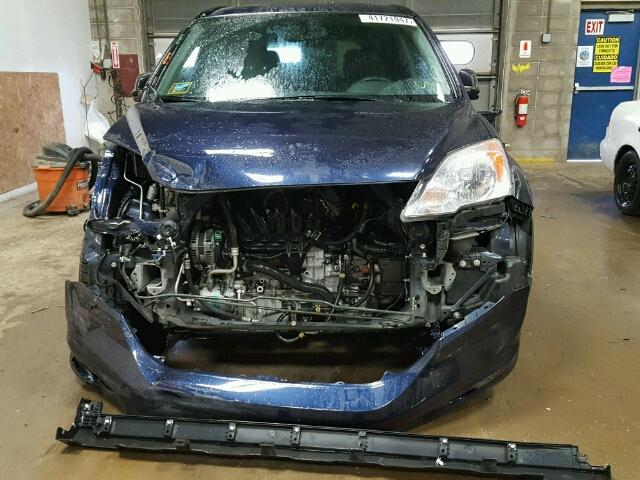 JHLRE4H3XBC020789 - 2011 HONDA CR-V BLUE photo 9