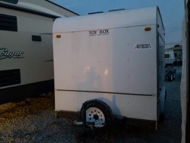 N0V1N41722298 - 1981 CABIN TRAILER TRAILER WHITE photo 2