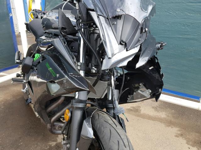 JKAEXEE1XGDA22040 - 2016 KAWASAKI EX650 E BLACK photo 10