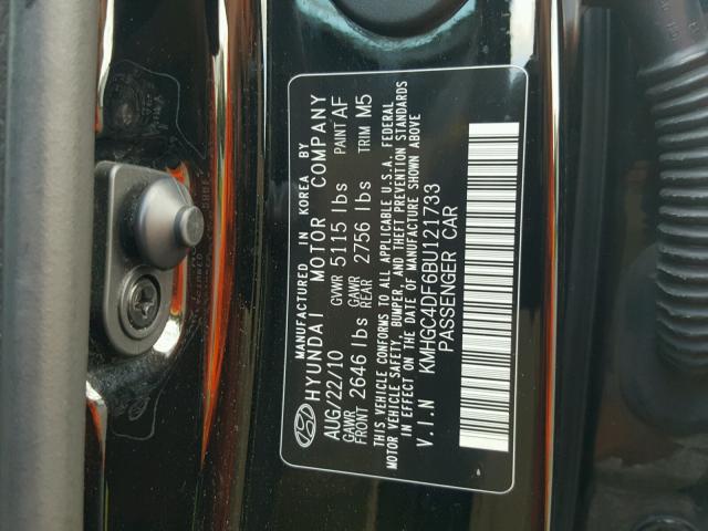 KMHGC4DF6BU121733 - 2011 HYUNDAI GENESIS 4. BLACK photo 10