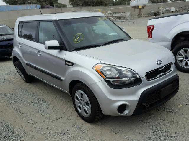 KNDJT2A51D7776300 - 2013 KIA SOUL SILVER photo 1