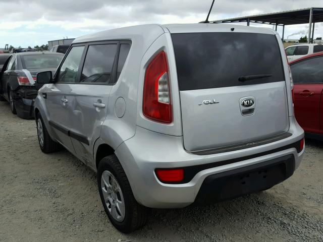 KNDJT2A51D7776300 - 2013 KIA SOUL SILVER photo 3