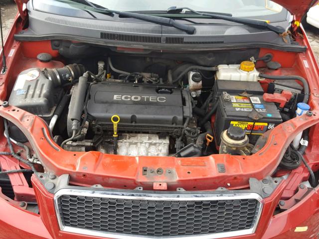 KL1TD6DE8AB118532 - 2010 CHEVROLET AVEO LS MAROON photo 7