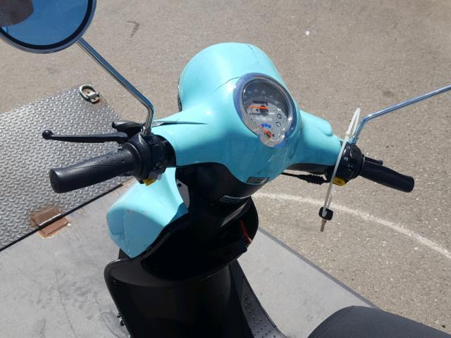 RFVPAC200H1018326 - 2017 GENUINE SCOOTER CO. BUDDY 125 BLUE photo 5