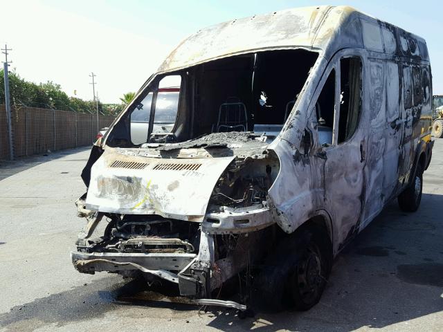 3C6TRVDG5JE111165 - 2018 RAM PROMASTER 烧焦的 照片 2