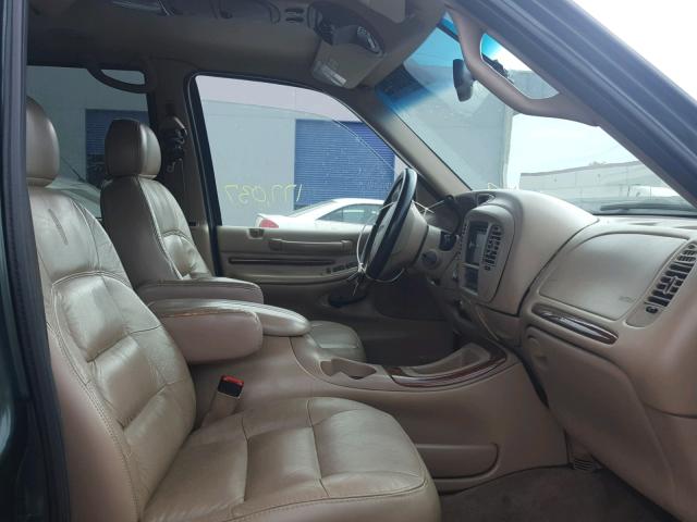 5LMPU28LXWLJ60691 - 1998 LINCOLN NAVIGATOR 绿色 照片 5