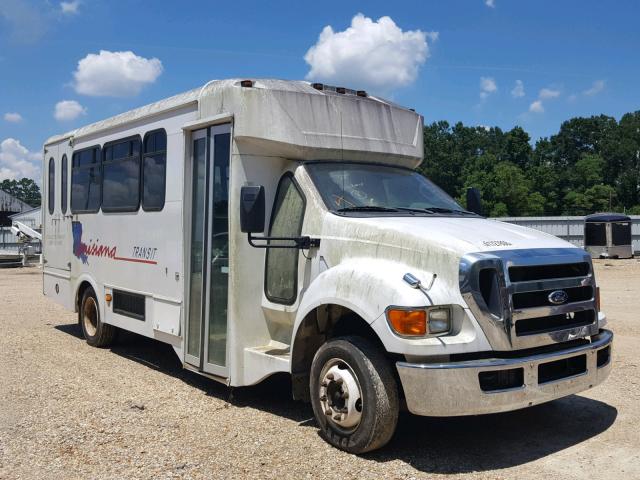 3FRNF6FAXBV422636 - 2011 FORD F650 SUPER WHITE photo 1