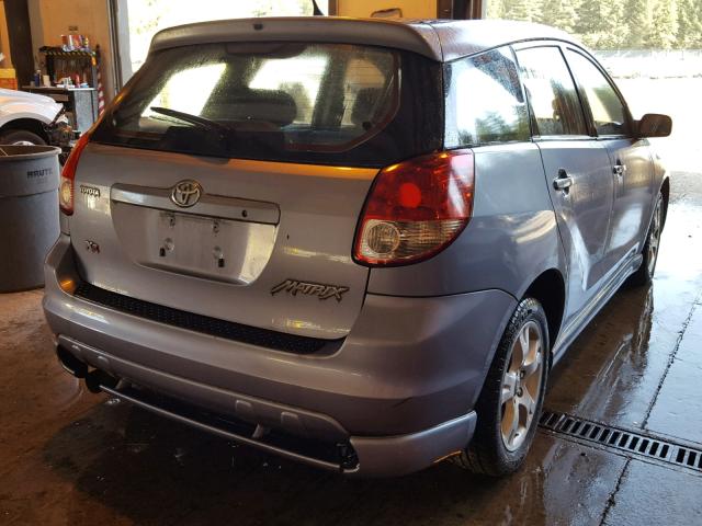 2T1KR32E23C092523 - 2003 TOYOTA MATRIX 蓝色 照片 4
