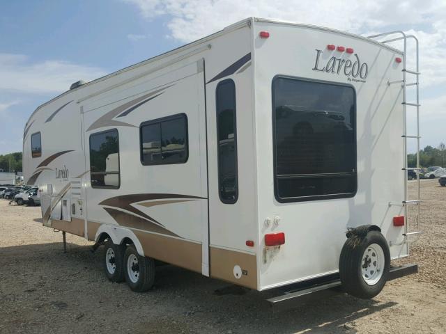 4YDF29R238L602198 - 2008 KEYSTONE LAREDO WHITE photo 3