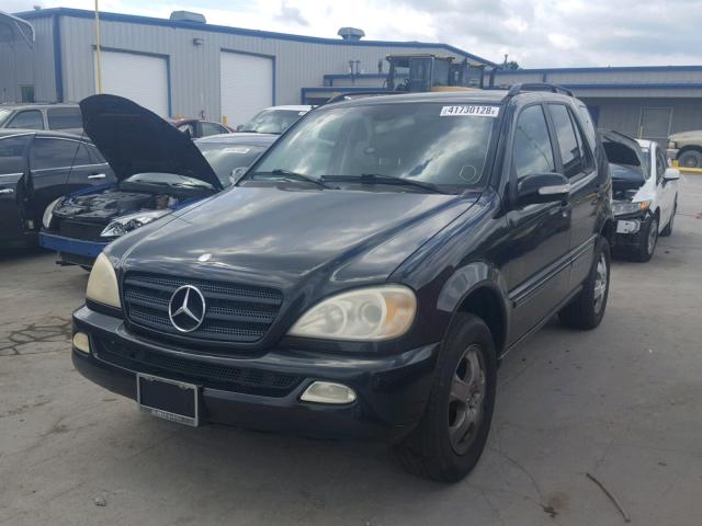 4JGAB57E93A444128 - 2003 MERCEDES-BENZ ML 350 BLACK photo 2