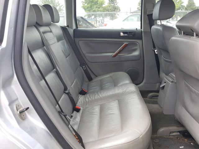 WVWYU63B65E108334 - 2005 VOLKSWAGEN PASSAT GLX 银色 照片 6