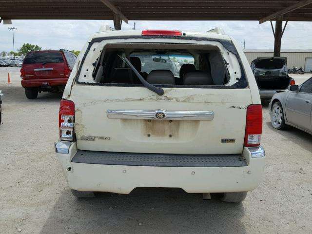 1A8HX58P57F522751 - 2007 CHRYSLER ASPEN LIMI CREAM photo 9