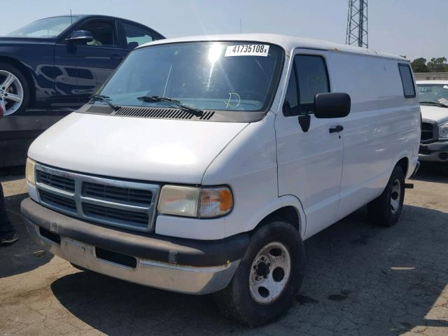 2B7HB21X9RK141469 - 1994 DODGE RAM VAN B2 WHITE photo 2