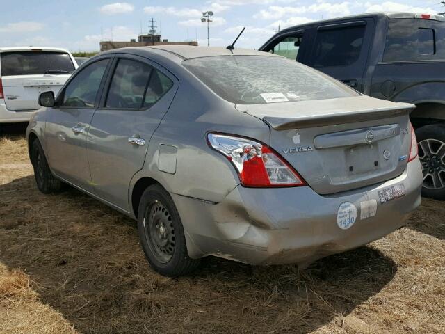 3N1CN7AP1CL942197 - 2012 NISSAN VERSA GRAY photo 3