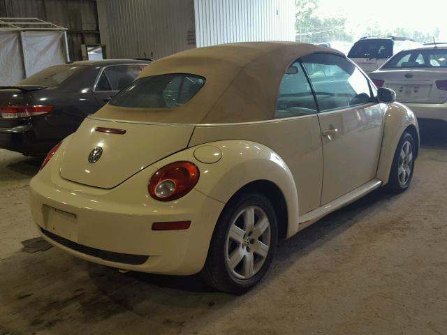 3VWRF31Y17M407955 - 2007 VOLKSWAGEN NEW BEETLE 奶油色 照片 4