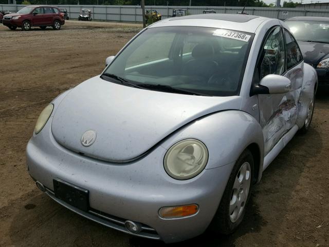 3VWCK21C13M424619 - 2003 VOLKSWAGEN NEW BEETLE SILVER photo 2