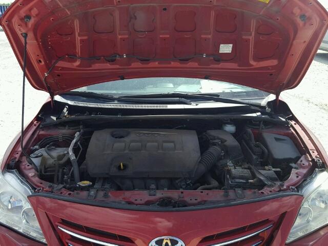 5YFBU4EEXDP186151 - 2013 TOYOTA COROLLA BA RED photo 7