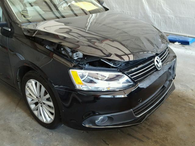 3VWL07AJ4EM213483 - 2014 VOLKSWAGEN JETTA BLACK photo 9