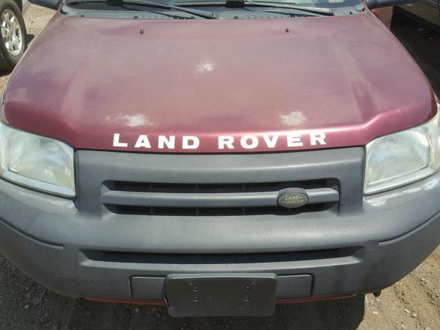 SALNY222X2A212709 - 2002 LAND ROVER FREELANDER MAROON photo 7