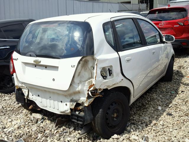 KL1TD66E99B396087 - 2009 CHEVROLET AVEO LS WHITE photo 4