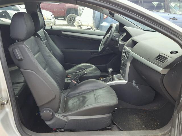 W08AT271285124171 - 2008 SATURN ASTRA XR SILVER photo 5