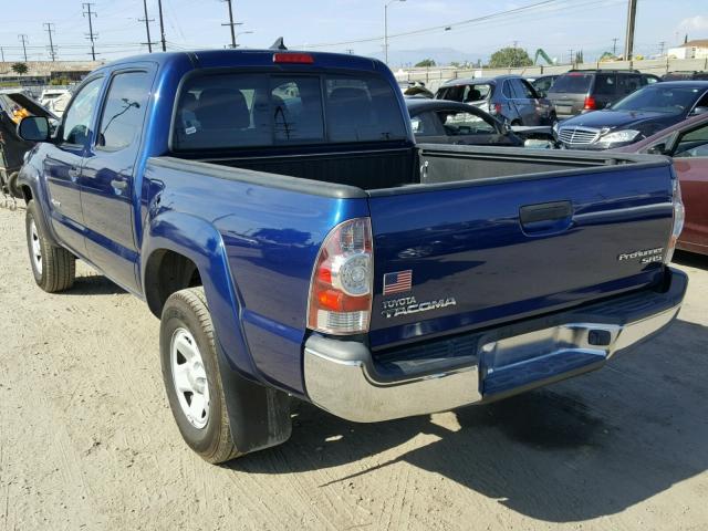 5TFJX4GN0FX040054 - 2015 TOYOTA TACOMA DOU BLUE photo 3