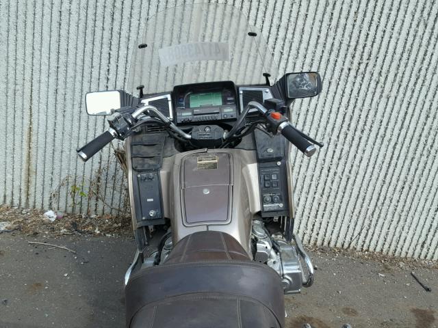 SC146000533 - 1984 HONDA GL1200 BROWN photo 5