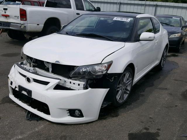 JTKJF5C78B3012707 - 2011 TOYOTA SCION TC 白色 照片 2