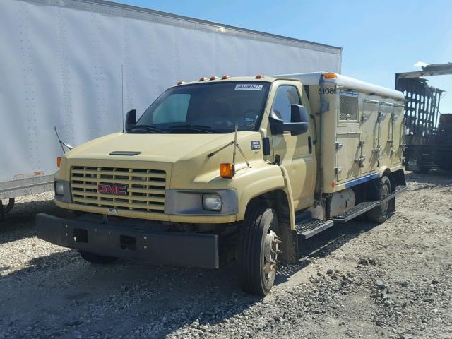 1GDJ5C1G38F900012 - 2008 GMC C5500 C5C0 YELLOW photo 2