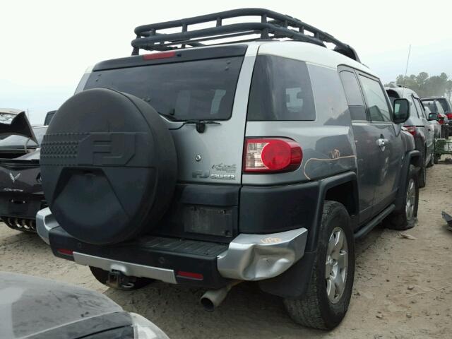 JTEBU4BF1AK070811 - 2010 TOYOTA FJ CRUISER SILVER photo 4