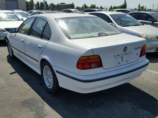 WBADE6325VBW55475 - 1997 BMW 540 I AUTO WHITE photo 3