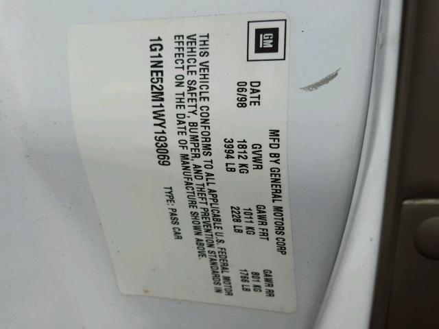 1G1NE52M1WY193069 - 1998 CHEVROLET MALIBU LS WHITE photo 10