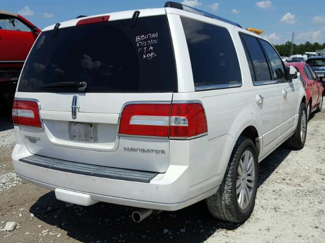 5LMJJ2H50AEJ03624 - 2010 LINCOLN NAVIGATOR WHITE photo 4