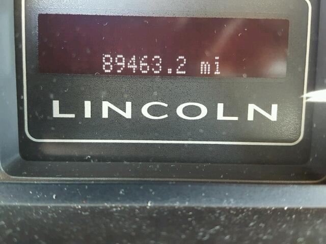 5LMJJ2H50AEJ03624 - 2010 LINCOLN NAVIGATOR WHITE photo 8