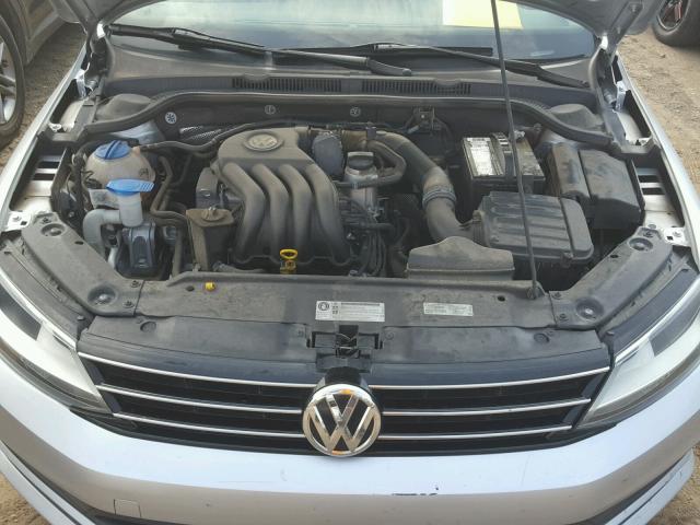 3VW2K7AJ7FM320034 - 2015 VOLKSWAGEN JETTA BASE 银色 照片 7