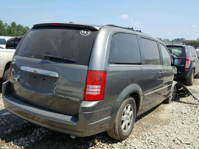 2A4RR5D14AR241221 - 2010 CHRYSLER TOWN & COU GRAY photo 4